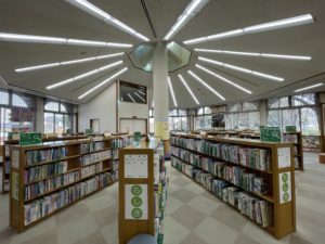 鶴ヶ島市立中央図書館